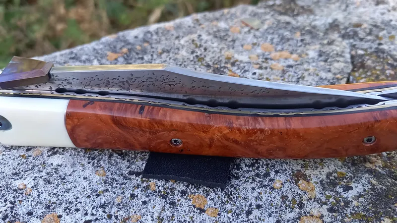 Couteau pliant Loupe d'Emboine (3)